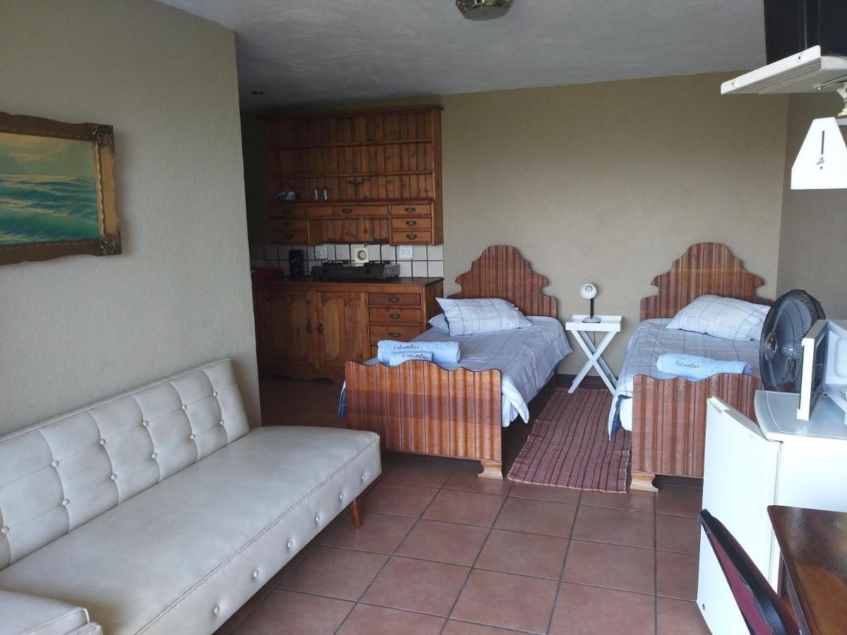 Columbus Guest House Mbombela Exterior photo